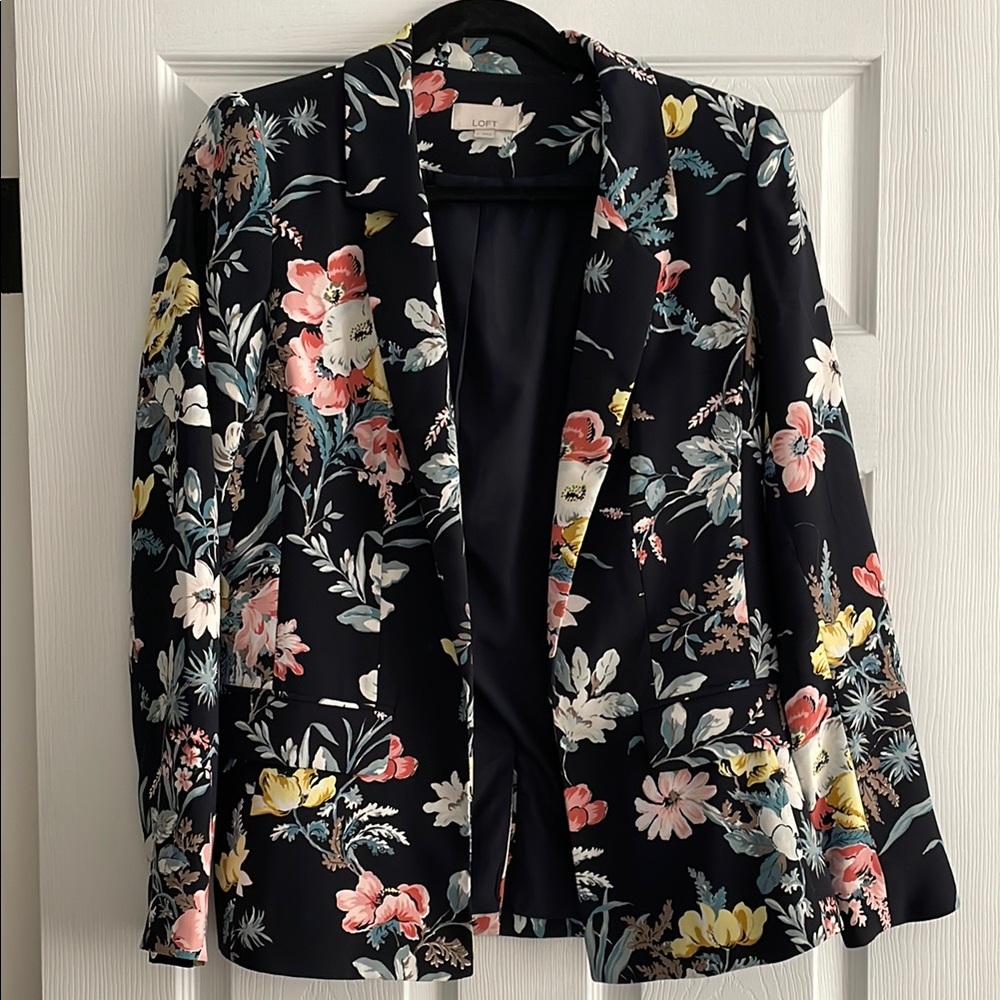 Loft Women's Floral Blazer - Black